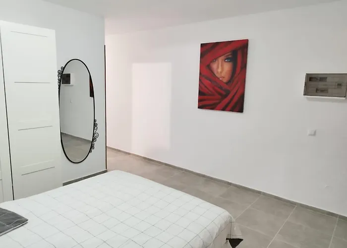 Mit Schoener Aussicht Und Balkon *