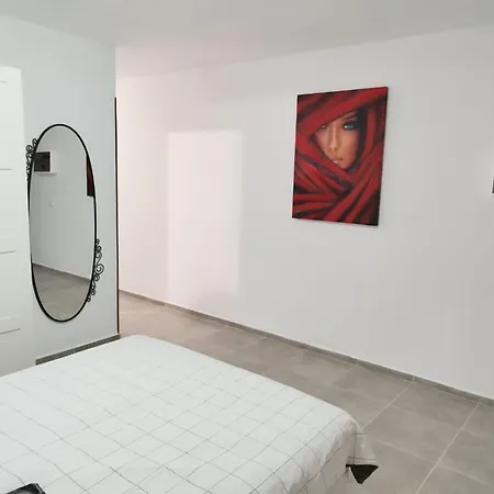 Mit Schoener Aussicht Und Balkon *