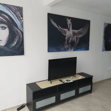 Mit Schoener Aussicht Und Balkon