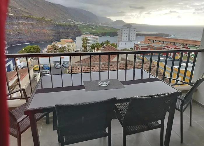 Mit Schoener Aussicht Und Balkon Appartamento *